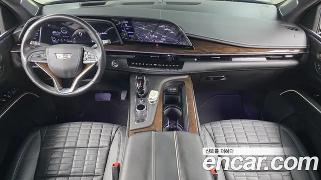 Cadillac Escalade — Фото автомобиля 10