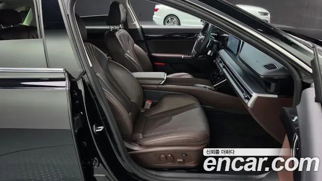 Hyundai Grandeur Grandeur (GN7) 2.5 Бензин 2WD — Фото автомобиля 26