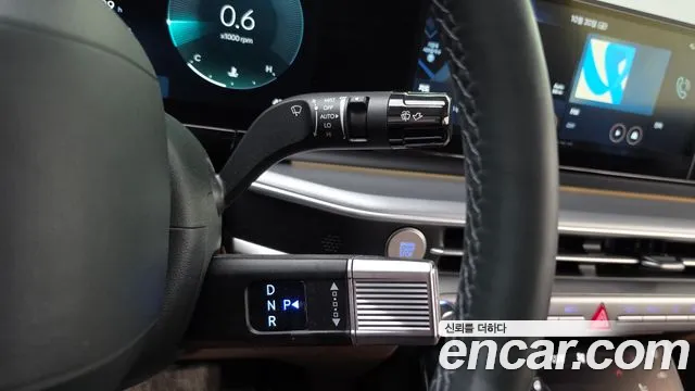 Hyundai Grandeur GN7 — Фото автомобиля 12