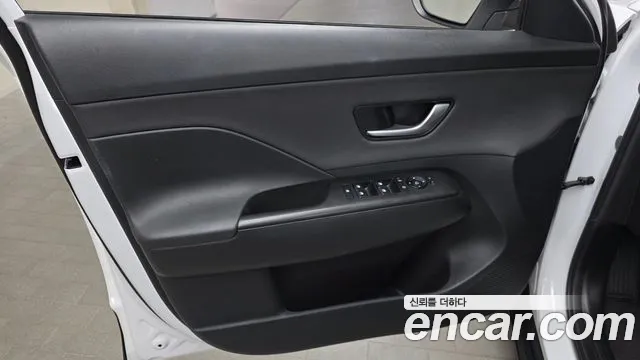 Hyundai Kona Kona (SX2) Бензин 2.0 2WD — Фото автомобиля 24