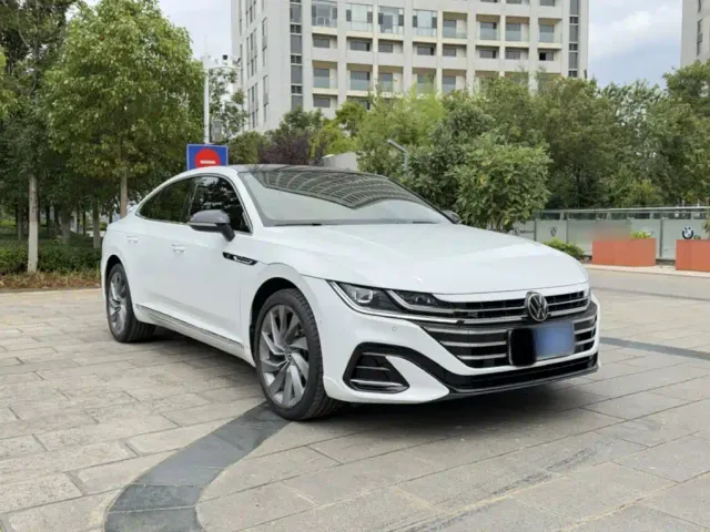 Volkswagen CC — Фото автомобиля 8