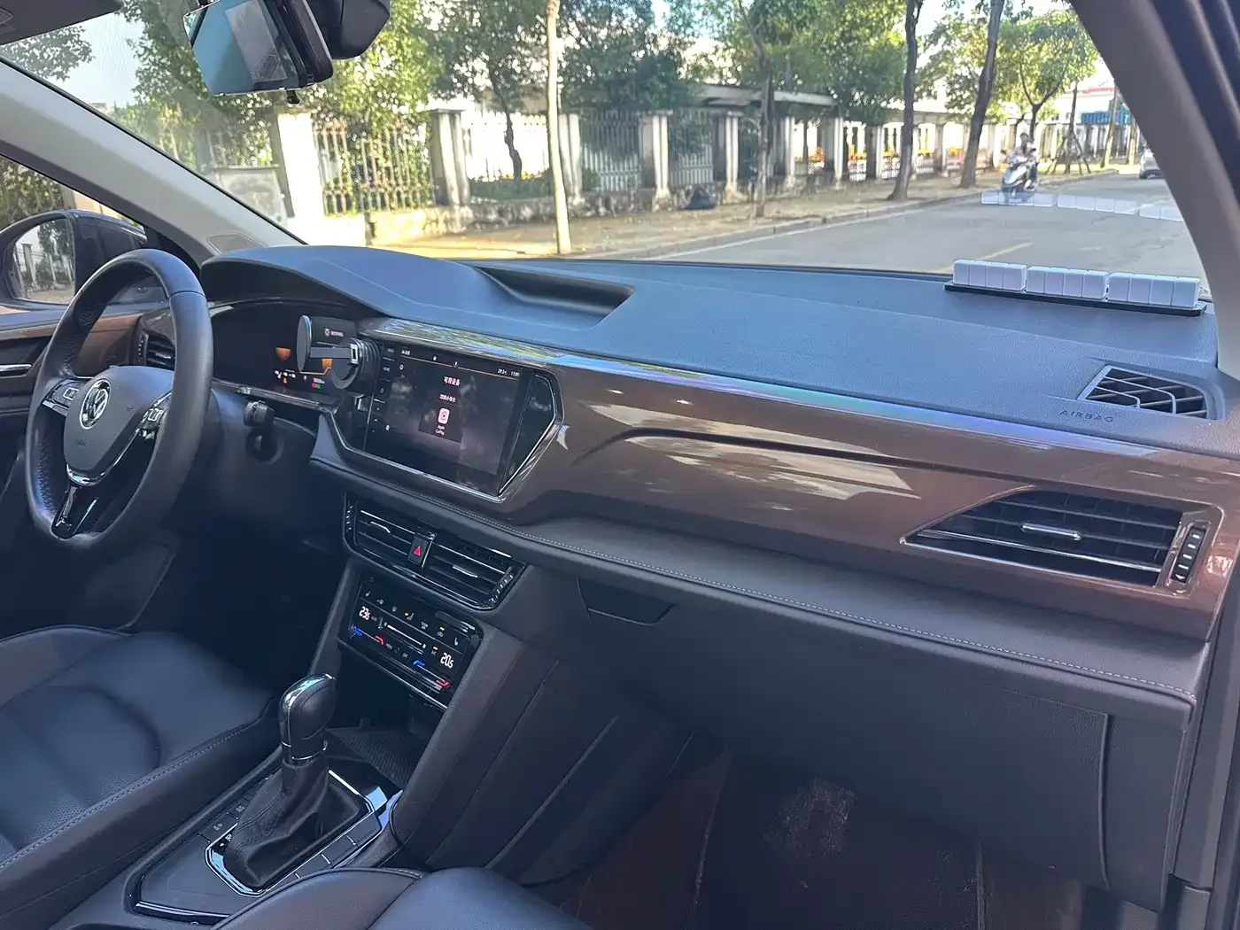 Volkswagen Tharu 2022 280TSI FWD Luxury Edition — Фото автомобиля 8