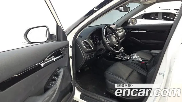 Kia Seltos Seltos Бензин 1.6 турбо 2WD — Фото автомобиля 10