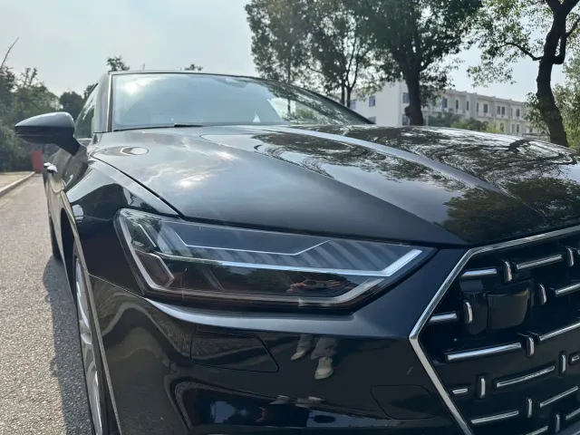 Audi A7L — Фото автомобиля 11
