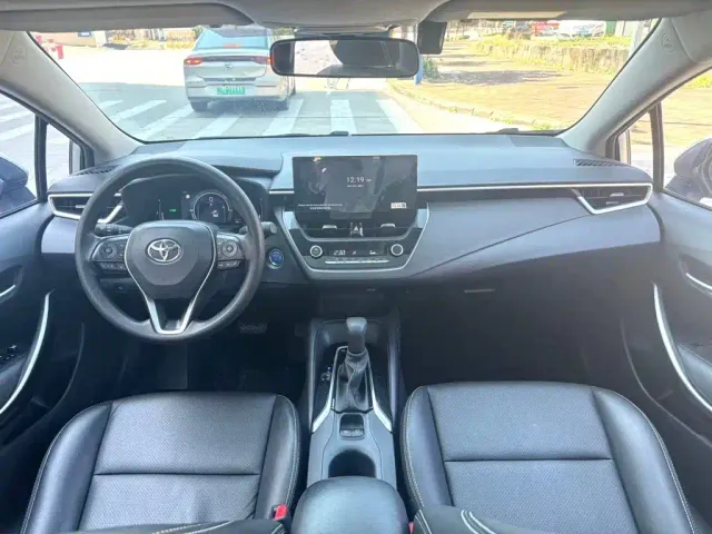 Toyota Corolla — Фото автомобиля 3