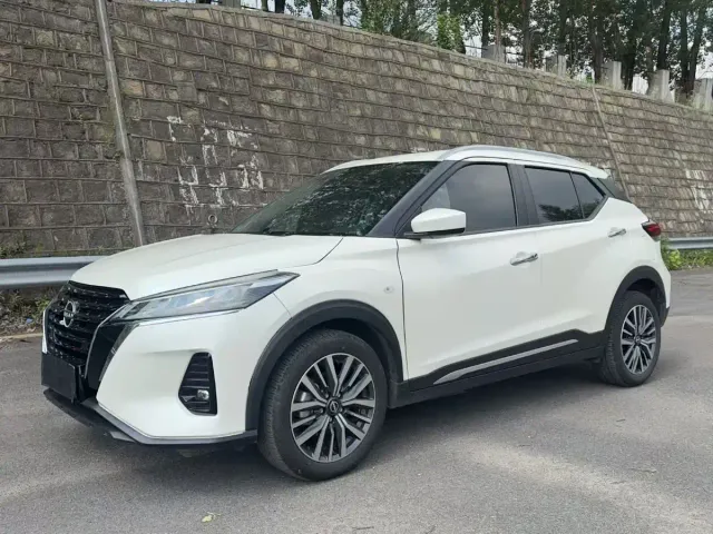 Фотография автомобиля — Nissan Kicks