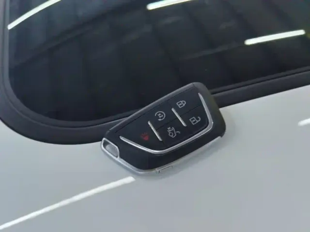 Cadillac CT5 — Фото автомобиля 8