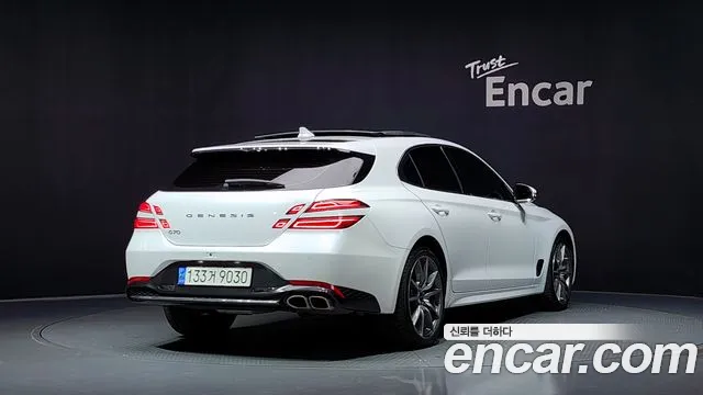 Genesis G70 — Фото автомобиля 2