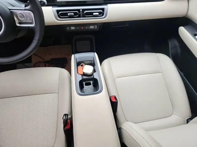 Wuling Motors Wuling Binguo PLUS 2024 Model 330km 5-Seater — Фото автомобиля 13