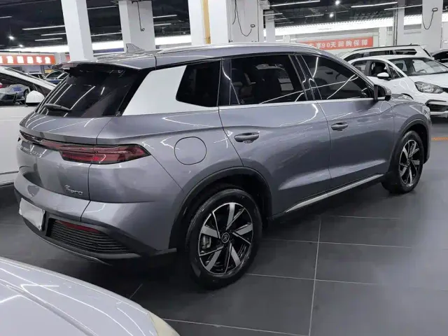BYD Song Pro — Фото автомобиля 3