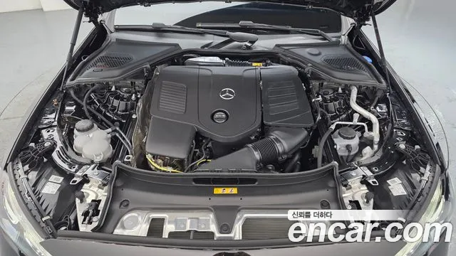 Mercedes-Benz E-Class — Фото автомобиля 6