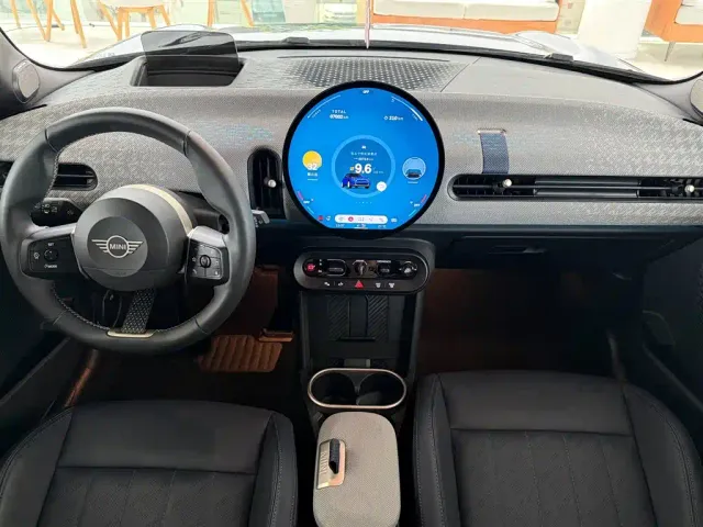 MINI Hatch — Фото автомобиля 6