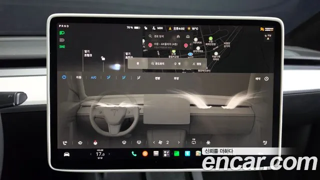 Tesla Model Y — Фото автомобиля 15