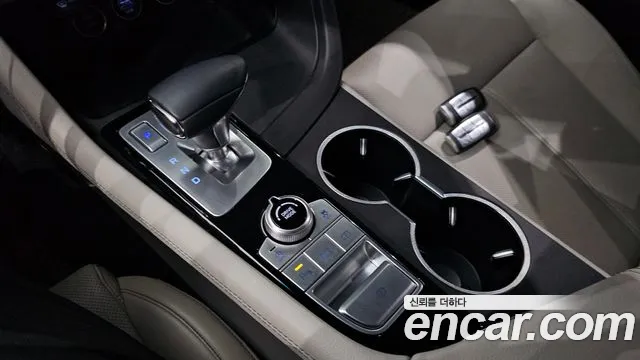 Genesis G70 — Фото автомобиля 8