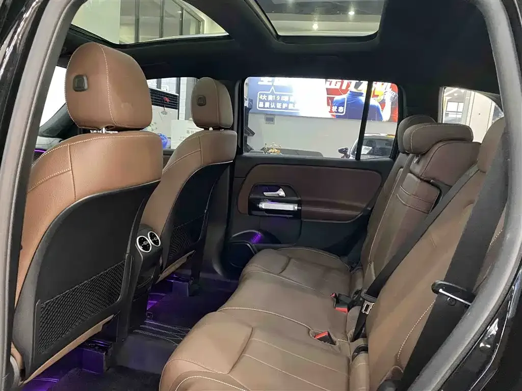 Mercedes-Benz Mercedes-Benz GLB 2024 GLB 220 Dynamic — Фото автомобиля 16
