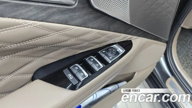 Kia K8 — Фото автомобиля 29