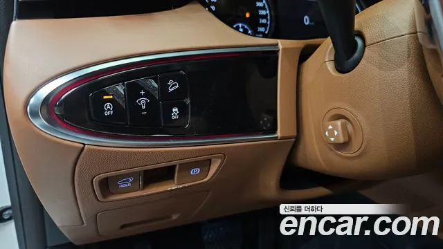 Genesis GV70 — Фото автомобиля 15