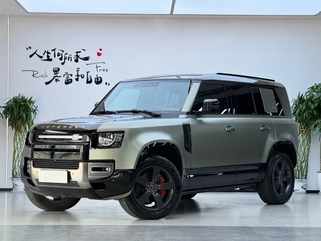 Фотография автомобиля — Land Rover Defender