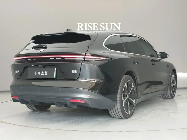 Nio ET5 Touring — Фото автомобиля 6