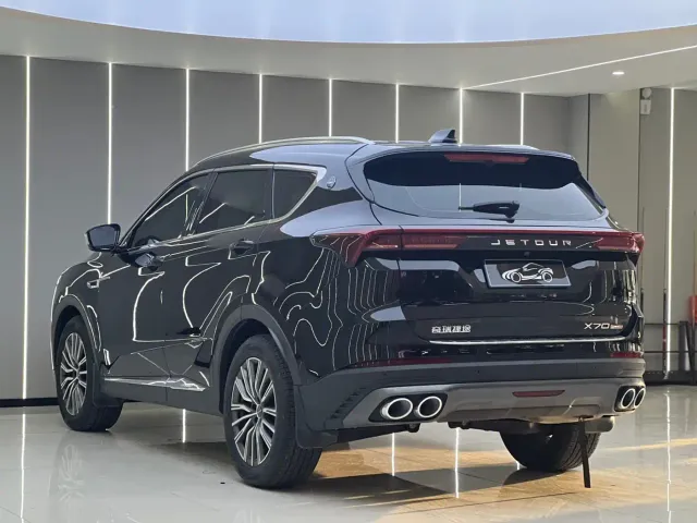 Jetour X70 Plus — Фото автомобиля 18