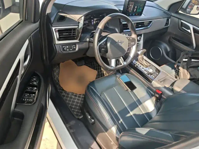 BAIC Ruixiang X5 — Фото автомобиля 15