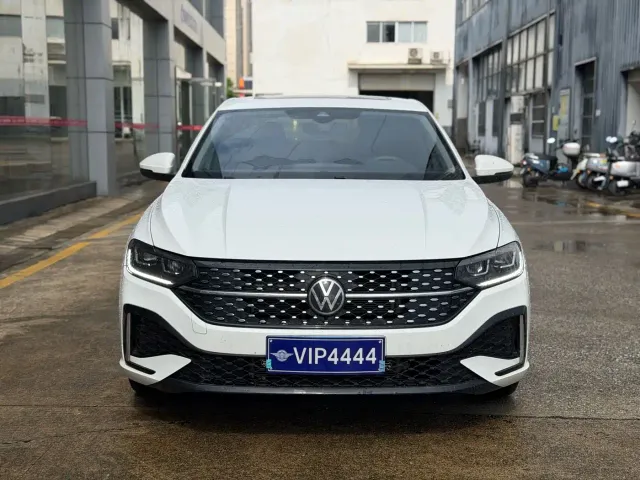 Volkswagen Lavida — Фото автомобиля 2