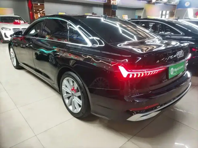 Audi A6L — Фото автомобиля 4