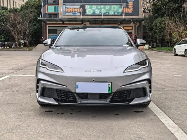 BYD Seal 06 GT — Фото автомобиля 2