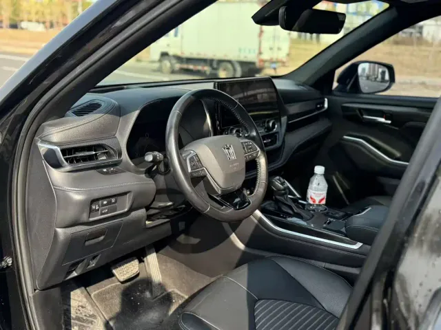 Toyota Crown Kluger — Фото автомобиля 4
