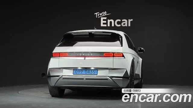 Фотография автомобиля — Hyundai Ioniq5