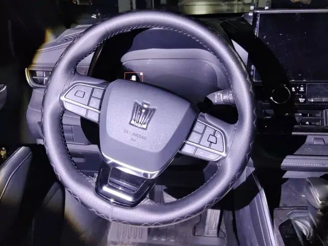 Toyota Crown Kluger — Фото автомобиля 15