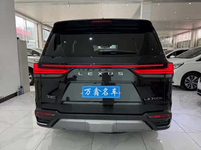 Lexus LX — Фото автомобиля 23