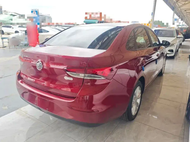 Buick Excelle — Фото автомобиля 6