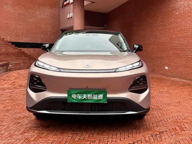 Changan Qiyuan Q05 — Фото автомобиля 2