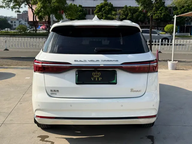 BYD Song MAX — Фото автомобиля 5