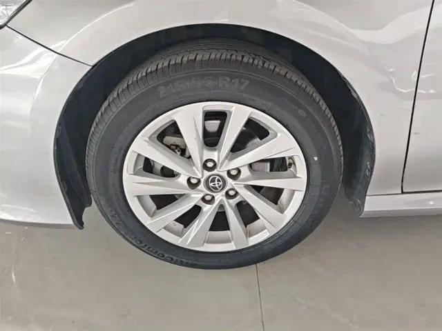 Toyota Camry — Фото автомобиля 22