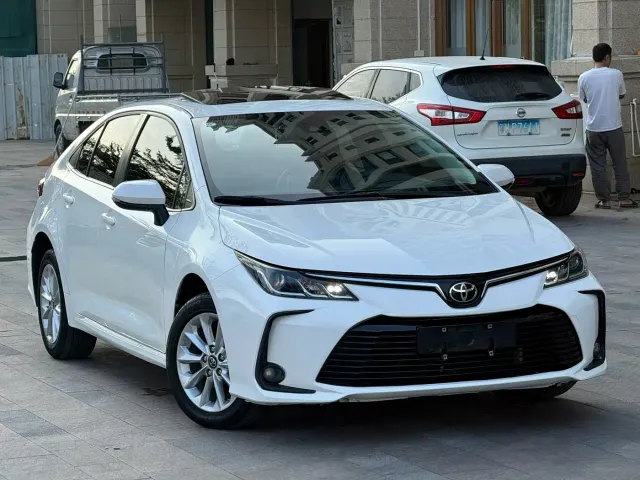Фотография автомобиля — Toyota Corolla