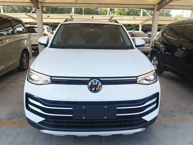 Volkswagen Tharu — Фото автомобиля 2