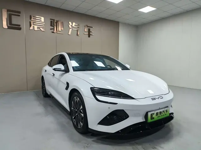BYD Seal — Фото автомобиля 3