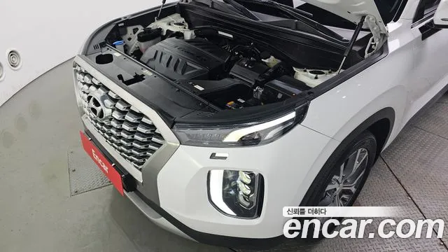 Hyundai Palisade Palisade Дизель 2.2 2WD — Фото автомобиля 6