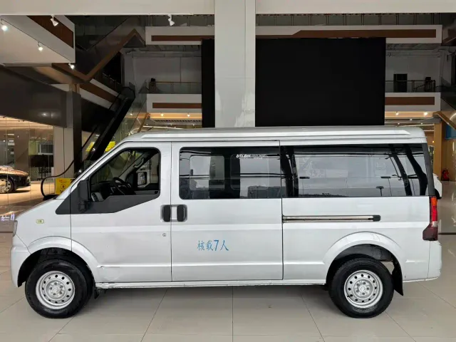 Dongfeng Xiaokang EC36II — Фото автомобиля 4