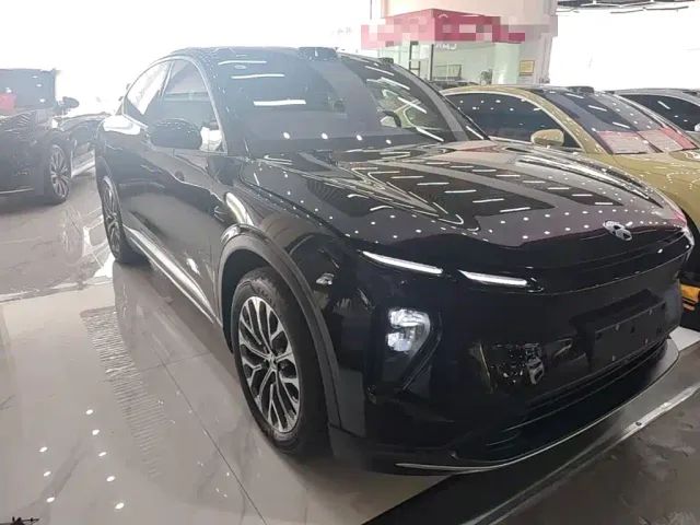 Nio EC6 — Фото автомобиля 3