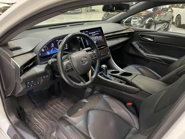 Toyota Avalon — Фото автомобиля 6