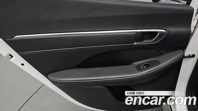 Hyundai Sonata Sonata Edge(DN8) 2.0 LPG(Коммерческий) — Фото автомобиля 25