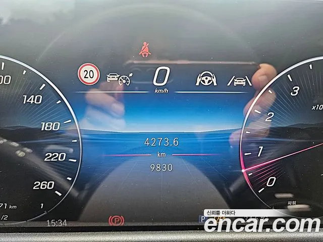 Mercedes-Benz E-Class — Фото автомобиля 7