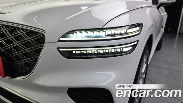 Genesis GV70 — Фото автомобиля 7