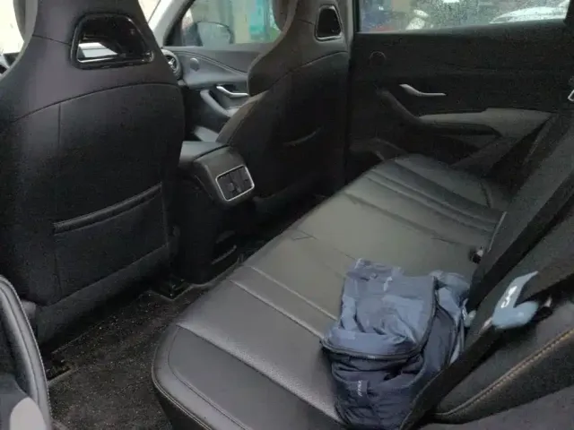 BYD Seal 05 DM-i 2025 DM-i 115KM Honor — Фото автомобиля 11