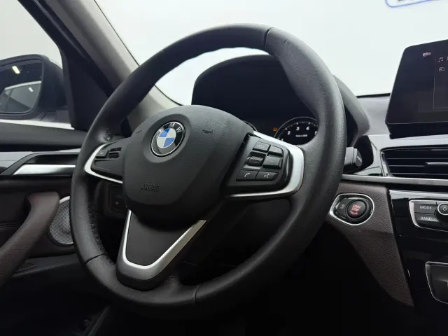 BMW X1 — Фото автомобиля 12