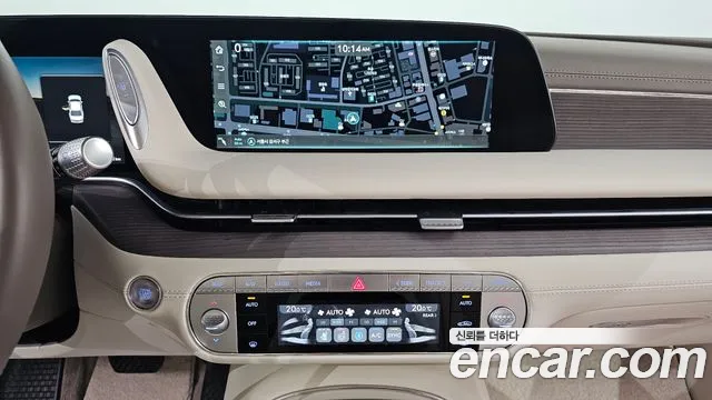 Genesis G90 Бензин 3.5 турбо AWD — Фото автомобиля 14