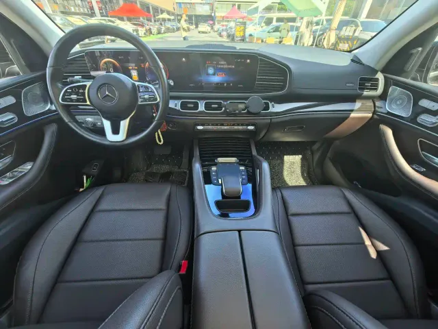 Mercedes-Benz GLE-Class — Фото автомобиля 4